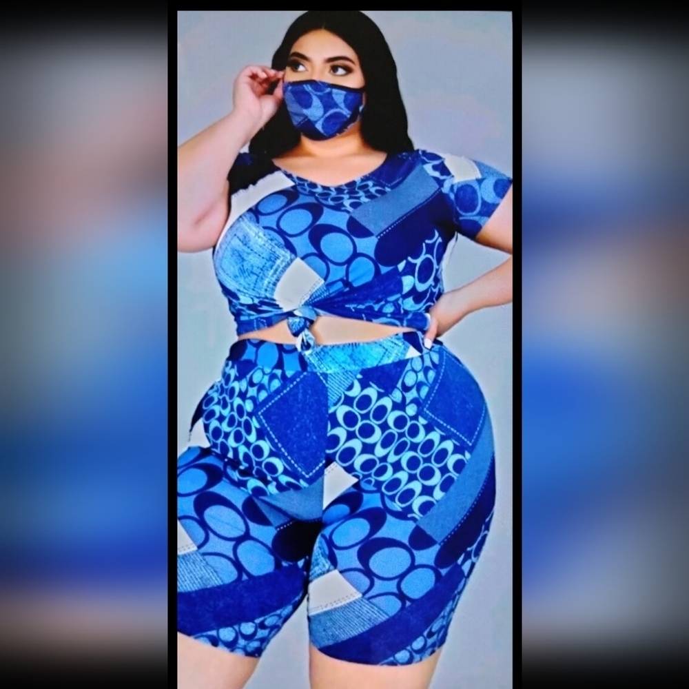 Stylish Blue Patterned Two-Piece Set with Mask
